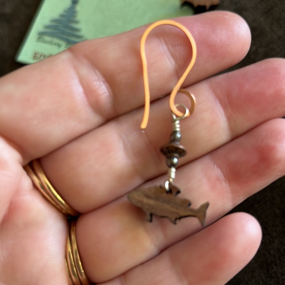 Fish earrings. - Picture 5 of 5